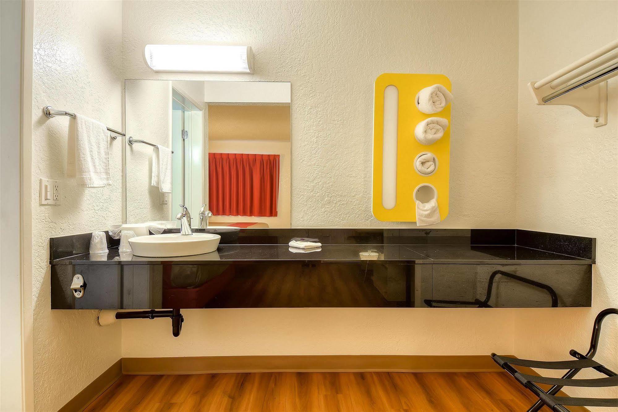 Motel 6-Norwalk, Ca - Los Angeles エクステリア 写真