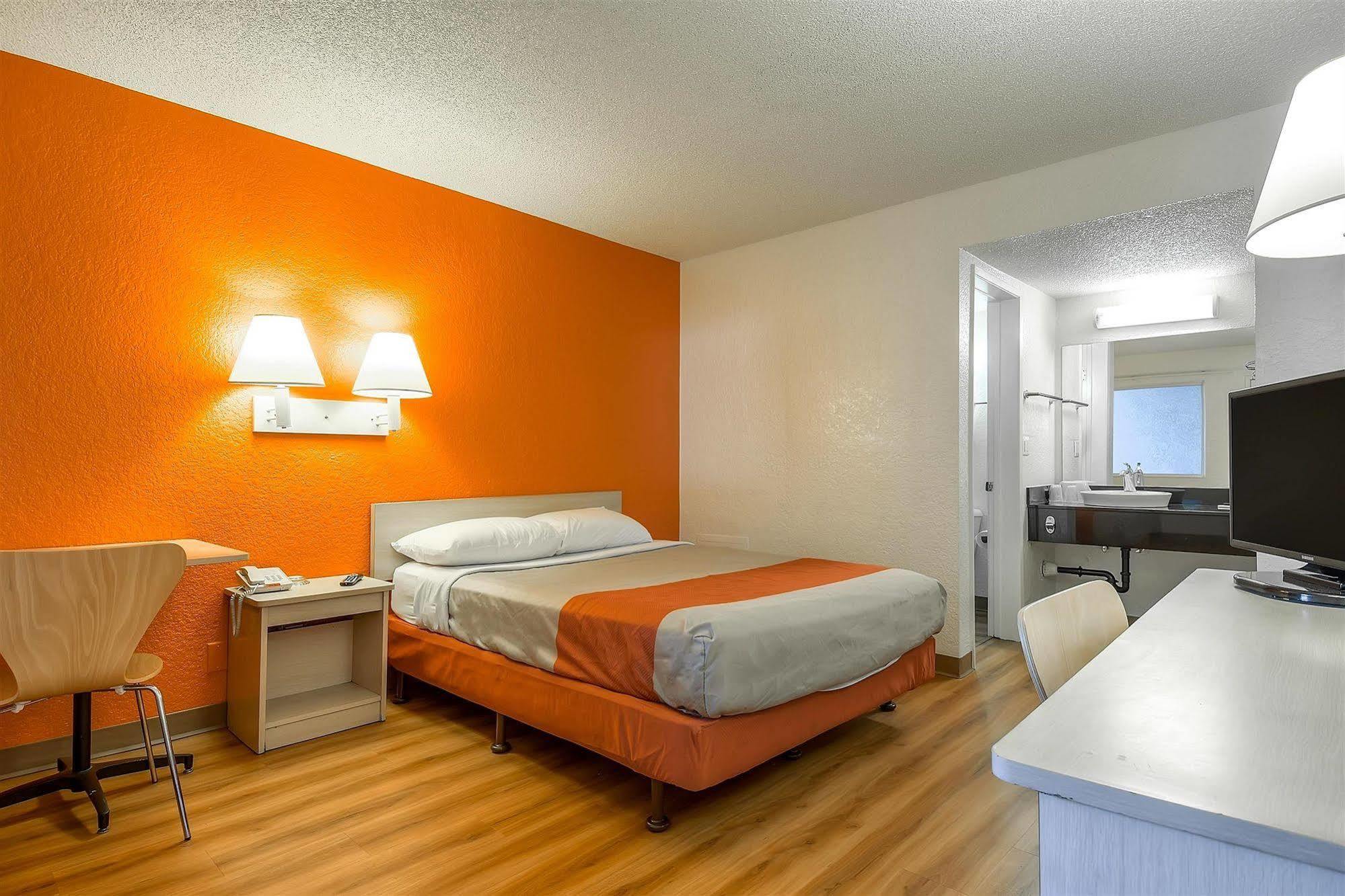 Motel 6-Norwalk, Ca - Los Angeles エクステリア 写真